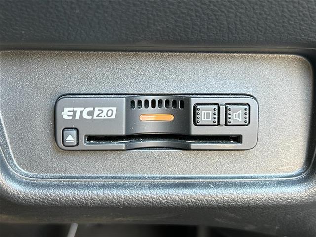 オデッセイ アブソルート・EXホンダセンジング 純正メーカーナビ/両側パワースライドドア/レーンキープ/レーダークルーズコントロール/コーナーセンサー/横滑り防止/ETC2.0/ステアリングスイッチ/ブラインドスポットモニター/360度カメラ(19枚目)