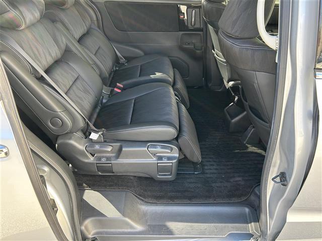 オデッセイ アブソルート・EXホンダセンジング 純正メーカーナビ/両側パワースライドドア/レーンキープ/レーダークルーズコントロール/コーナーセンサー/横滑り防止/ETC2.0/ステアリングスイッチ/ブラインドスポットモニター/360度カメラ(28枚目)