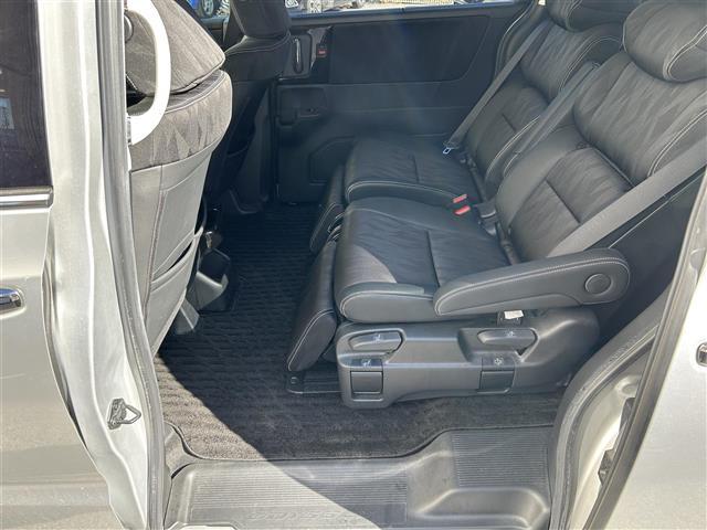 オデッセイ アブソルート・EXホンダセンジング 純正メーカーナビ/両側パワースライドドア/レーンキープ/レーダークルーズコントロール/コーナーセンサー/横滑り防止/ETC2.0/ステアリングスイッチ/ブラインドスポットモニター/360度カメラ(31枚目)