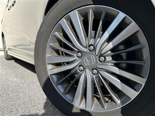 オデッセイ アブソルート・EXホンダセンジング 純正メーカーナビ/両側パワースライドドア/レーンキープ/レーダークルーズコントロール/コーナーセンサー/横滑り防止/ETC2.0/ステアリングスイッチ/ブラインドスポットモニター/360度カメラ(42枚目)