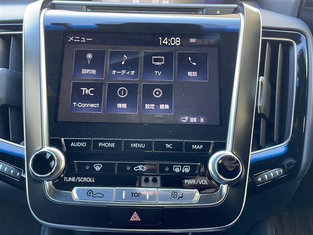 クラウンハイブリッド ＲＳアドバンス　メーカーナビ／バックカメラ／黒レザーシート／シートヒーター／シートベンチレーション／Ｂｌｕｅｔｏｏｔｈ／クルーズコントロール／パーキングサポート／ステアリングヒーター／純正フロアマット／ＥＴＣ（12枚目）