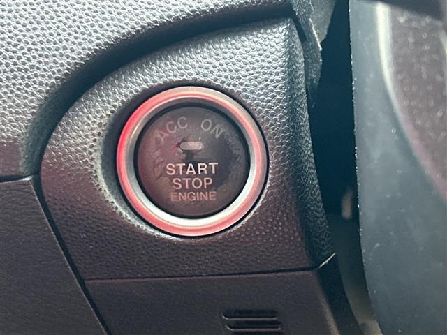 アクセラスポーツ 15S 禁煙車/スマートキー/ETC/社外15インチアルミ/左右独立AC(5枚目)