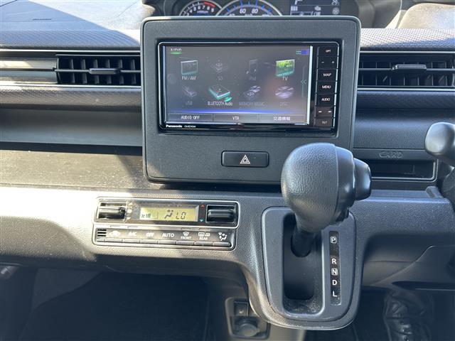 ワゴンＲ ハイブリッドＦＺ　４ＷＤ　純正メモリナビ　フルセグテレビ　全方位カメラ　バックカメラ　Ｂｌｕｅｔｏｏｔｈ　シートヒーター　オートライト　ヘッドアップディスプレイ　アイドリングストップ　ＥＴＣ　純正１４インチＡＷ（11枚目）