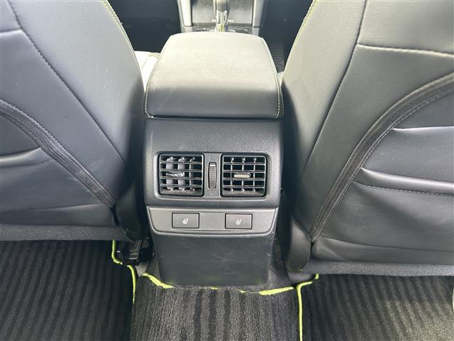 レガシィアウトバック X-アドバンス 4WD アイサイト HDDナビ バックカメラ Bluetooth 電動シート シートヒーター 電動リアゲート アイドリングストップ ETC 純正17インチアルミホイール(18枚目)