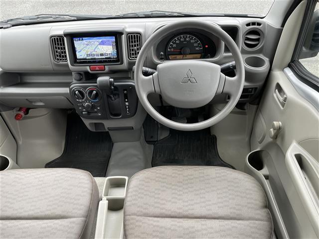 ガラスコーティング、ナビゲーション、ＥＴＣなど、その他のパーツの取り付けお見積もりのご相談も承っております！！クルマのこと何でもお任せください！