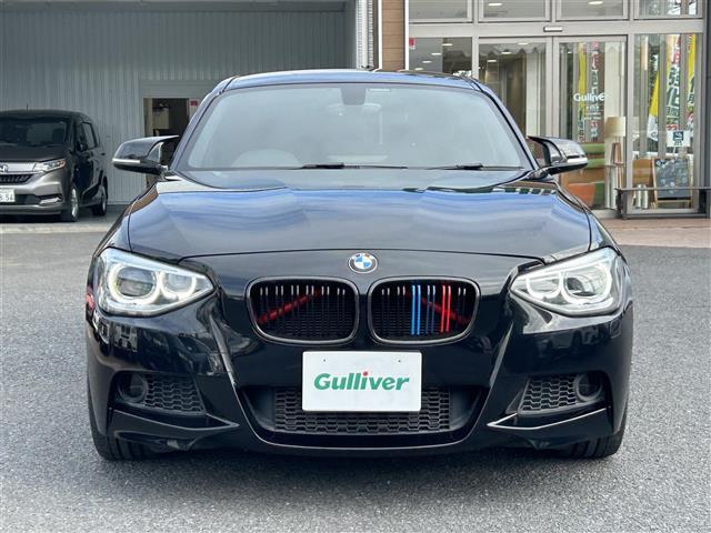 1シリーズ 116i Mスポーツ 純正ナビ(CD、DVD)/ETC/純正アルミ/ターボ/スペアキー/クルーズコントロール/フロアマット/LEDヘッド/取扱説明書/MTモード付AT(3枚目)