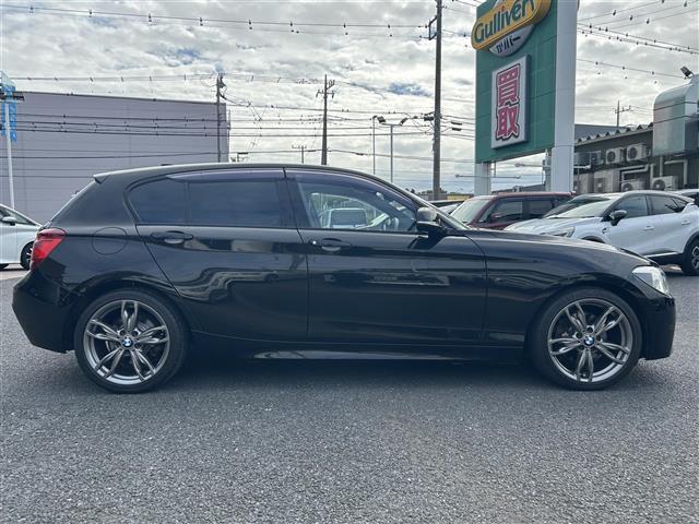 1シリーズ 116i Mスポーツ 純正ナビ(CD、DVD)/ETC/純正アルミ/ターボ/スペアキー/クルーズコントロール/フロアマット/LEDヘッド/取扱説明書/MTモード付AT(7枚目)