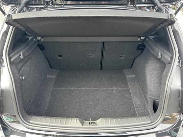 1シリーズ 116i Mスポーツ 純正ナビ(CD、DVD)/ETC/純正アルミ/ターボ/スペアキー/クルーズコントロール/フロアマット/LEDヘッド/取扱説明書/MTモード付AT(36枚目)