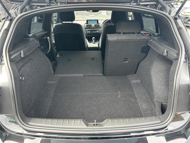 1シリーズ 116i Mスポーツ 純正ナビ(CD、DVD)/ETC/純正アルミ/ターボ/スペアキー/クルーズコントロール/フロアマット/LEDヘッド/取扱説明書/MTモード付AT(37枚目)