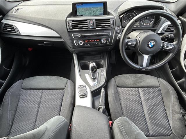 1シリーズ 116i Mスポーツ 純正ナビ(CD、DVD)/ETC/純正アルミ/ターボ/スペアキー/クルーズコントロール/フロアマット/LEDヘッド/取扱説明書/MTモード付AT(39枚目)