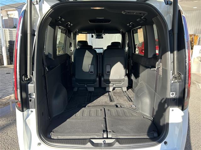 ステップワゴン e:HEVスパーダ プレミアムライン 純正ナビ(Bluetooth、CD、DVD、フルセグTV)/全方位カメラ/ETC/前後ドラレコ/USB入力端子/シートヒーター(二列目まで)/両側パワスラ/クリアランスソナー/電動リアゲート(39枚目)