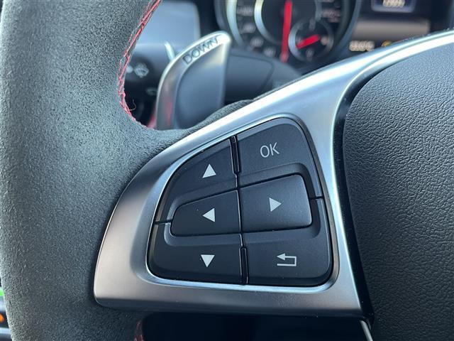 CLAクラス CLA45 4マチック パノラミックスライディングルーフAMGスカッフプレートBSM純正ドラレコメモリナビフルセグテレビバックカメラウィンカーミラープッシュスタートAMGブレーキパット前席パワーシート(メモリー機能付き)(11枚目)