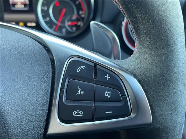 CLAクラス CLA45 4マチック パノラミックスライディングルーフAMGスカッフプレートBSM純正ドラレコメモリナビフルセグテレビバックカメラウィンカーミラープッシュスタートAMGブレーキパット前席パワーシート(メモリー機能付き)(12枚目)