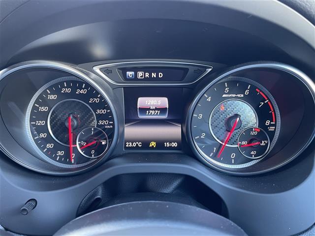 CLAクラス CLA45 4マチック パノラミックスライディングルーフAMGスカッフプレートBSM純正ドラレコメモリナビフルセグテレビバックカメラウィンカーミラープッシュスタートAMGブレーキパット前席パワーシート(メモリー機能付き)(16枚目)