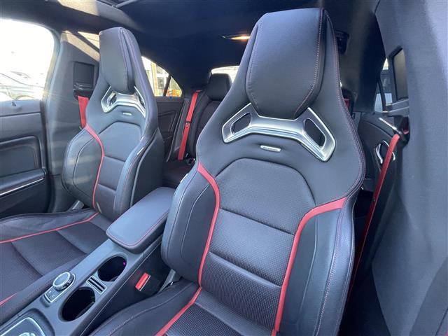 CLAクラス CLA45 4マチック パノラミックスライディングルーフAMGスカッフプレートBSM純正ドラレコメモリナビフルセグテレビバックカメラウィンカーミラープッシュスタートAMGブレーキパット前席パワーシート(メモリー機能付き)(30枚目)