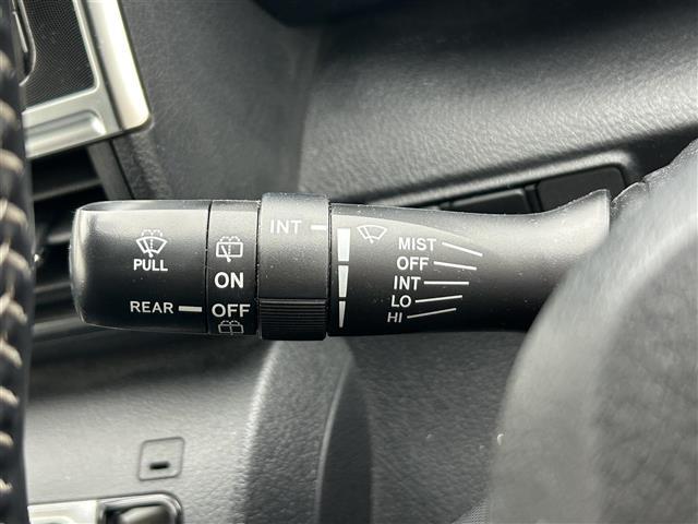 シエンタ G 純正ナビ(Bluetooth、CD、DVD、TV)/バックカメラ/ETC/前後ドラレコ/ワンオーナー/スペアキー1本/両側パワスラ/純正フロアマット/保証書/取扱説明書/ナビ取扱説明書/三列シート(10枚目)