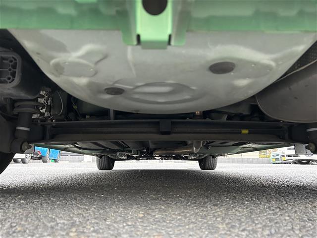 シエンタ G 純正ナビ(Bluetooth、CD、DVD、TV)/バックカメラ/ETC/前後ドラレコ/ワンオーナー/スペアキー1本/両側パワスラ/純正フロアマット/保証書/取扱説明書/ナビ取扱説明書/三列シート(41枚目)