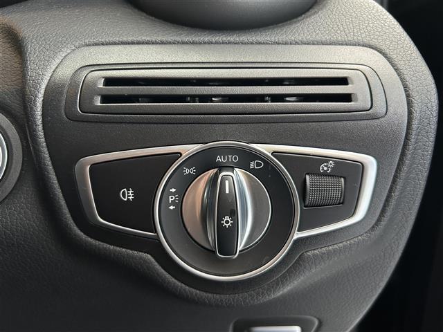 ＧＬＣ ｄ　４マチック　クーペ　スポーツラインＥＤ　純正ナビ（Ｂｌｕｅｔｏｏｔｈ、フルセグＴＶ）／全方位カメラ／ＥＴＣ２．０／４ＷＤ／ワンオーナー／スペアキー１本／電動リアゲート／純正アルミ／レザーシート／Ｄ＋Ｎ席パワーシート／Ｄ＋Ｎ席シートヒーター（22枚目）