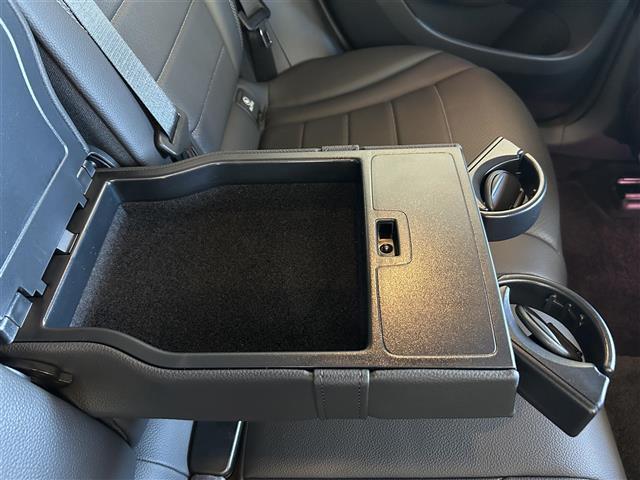 ＧＬＣ ｄ　４マチック　クーペ　スポーツラインＥＤ　純正ナビ（Ｂｌｕｅｔｏｏｔｈ、フルセグＴＶ）／全方位カメラ／ＥＴＣ２．０／４ＷＤ／ワンオーナー／スペアキー１本／電動リアゲート／純正アルミ／レザーシート／Ｄ＋Ｎ席パワーシート／Ｄ＋Ｎ席シートヒーター（36枚目）