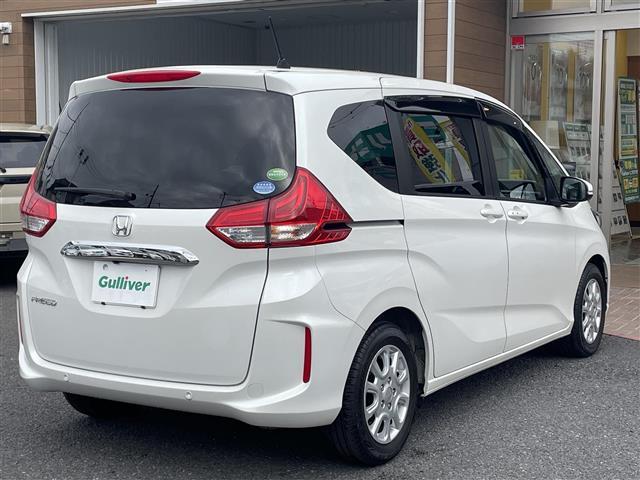 フリード Ｇ・ホンダセンシング　社外ナビ（Ｂｌｕｅｔｏｏｔｈ、ＣＤ、ＤＶＤ、フルセグＴＶ）／バックカメラ／ＥＴＣ／前ドラレコ／スペアキー／両側パワスラ／追従走行有クルコン／純正フロアマット／社外アルミ／ＬＥＤヘッド／ＵＳＢ入力端子（6枚目）