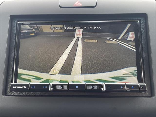 フリード Ｇ・ホンダセンシング　社外ナビ（Ｂｌｕｅｔｏｏｔｈ、ＣＤ、ＤＶＤ、フルセグＴＶ）／バックカメラ／ＥＴＣ／前ドラレコ／スペアキー／両側パワスラ／追従走行有クルコン／純正フロアマット／社外アルミ／ＬＥＤヘッド／ＵＳＢ入力端子（15枚目）