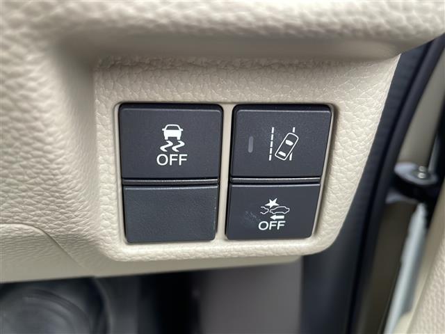 Ｎ－ＢＯＸ Ｇ・ＥＸホンダセンシング　純正メモリナビ（ＶＸＭ－１８４ＶＦｉ）・ＤＶＤ／ＣＤ／ＦＭ／ＡＭ／Ｂｌｕｅｔｏｏｔｈ・フルセグテレビ　ＥＴＣ　前後ドライブレコーダー　バックカメラ　衝突軽減ブレーキ　レーンキープアシスト（17枚目）