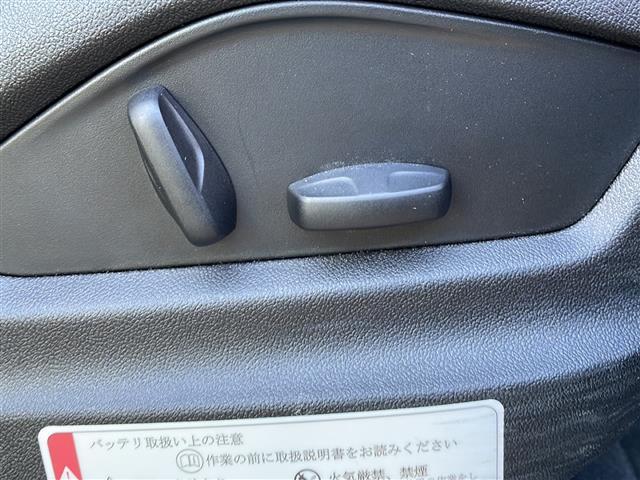 カイエン プラチナエディション　純正メモリナビ・ＦＭ／ＡＭ／Ｂｌｕｅｔｏｏｔｈ　ＥＴＣ　ドライブレコーダー　バックカメラ　ガラスルーフ　クルーズコントロール　盗難防止装置　革巻きステアリング　ステアリングリモコン（26枚目）