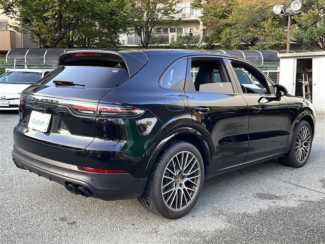 カイエン プラチナエディション　純正メモリナビ・ＦＭ／ＡＭ／Ｂｌｕｅｔｏｏｔｈ　ＥＴＣ　ドライブレコーダー　バックカメラ　ガラスルーフ　クルーズコントロール　盗難防止装置　革巻きステアリング　ステアリングリモコン（40枚目）