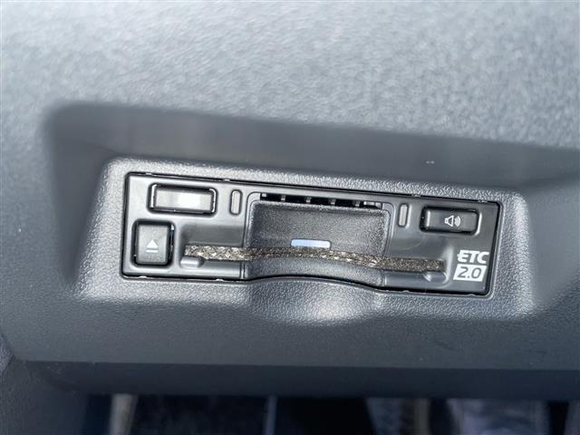 アルファード Z ワンオーナー 純正14インチディスプレイオーディオ パワーシート シートヒーター シートベンチレーション ステアリングヒーター 両側パワースライドドア パワーバックドア ワイヤレス充電 ETC2.0(18枚目)