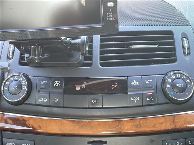 Eクラス E300(23枚目)