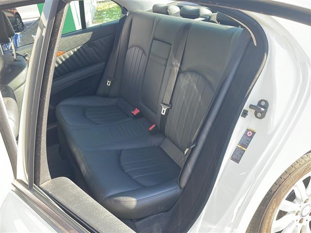 Eクラス E300(31枚目)
