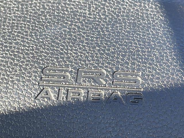 フリード G エアロ 純正メモリナビ AM/FM/CD/DVD/Bluetooth フルセグテレビ フリップダウンモニター バックカメラ ビルトインETC 横滑り防止装置 盗難防止装置 片側パワースライドドア ドアバイザー(18枚目)