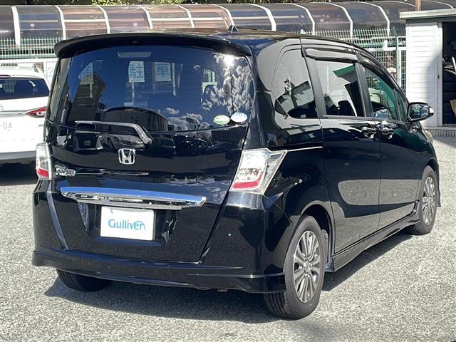 フリード G エアロ 純正メモリナビ AM/FM/CD/DVD/Bluetooth フルセグテレビ フリップダウンモニター バックカメラ ビルトインETC 横滑り防止装置 盗難防止装置 片側パワースライドドア ドアバイザー(36枚目)