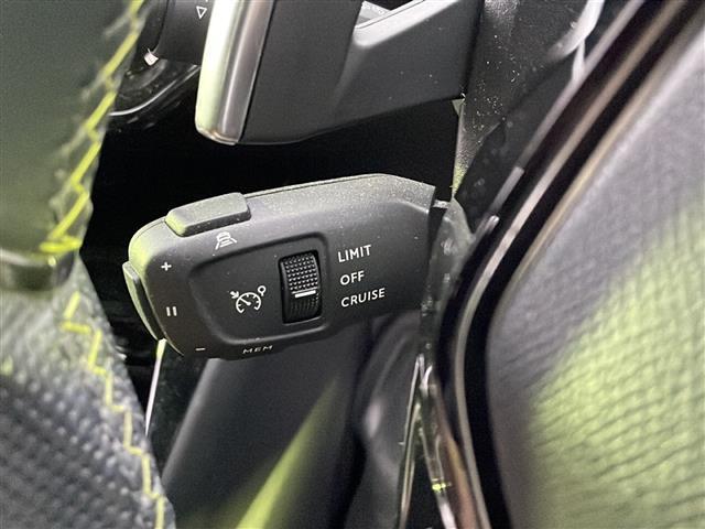 208 GT ワンオーナー 純正メモリナビ・FM/AM/Bluetooth ETC ドライブレコーダー バックカメラ 衝突軽減ブレーキ レーンキープアシスト 盗難防止装置 ステアリングリモコン(13枚目)