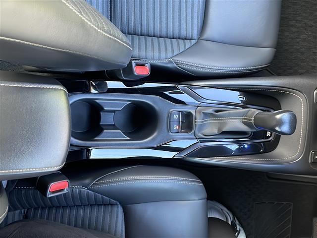 カローラ ハイブリッド　ダブルバイビー　ワンオーナー　純正メモリナビ　ＡＭ／ＦＭ／Ｂｌｕｅｔｏｏｔｈ　フルセグテレビ　モデリスタエアロ　バックカメラ　ビルトインＥＴＣ　前後ドライブレコーダー　レーダークルーズコントロール　衝突軽減ブレーキ（13枚目）