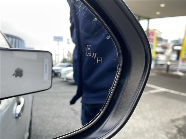 カローラ ハイブリッド　ダブルバイビー　ワンオーナー　純正メモリナビ　ＡＭ／ＦＭ／Ｂｌｕｅｔｏｏｔｈ　フルセグテレビ　モデリスタエアロ　バックカメラ　ビルトインＥＴＣ　前後ドライブレコーダー　レーダークルーズコントロール　衝突軽減ブレーキ（22枚目）