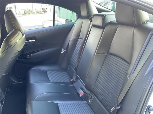 カローラ ハイブリッド　ダブルバイビー　ワンオーナー　純正メモリナビ　ＡＭ／ＦＭ／Ｂｌｕｅｔｏｏｔｈ　フルセグテレビ　モデリスタエアロ　バックカメラ　ビルトインＥＴＣ　前後ドライブレコーダー　レーダークルーズコントロール　衝突軽減ブレーキ（32枚目）