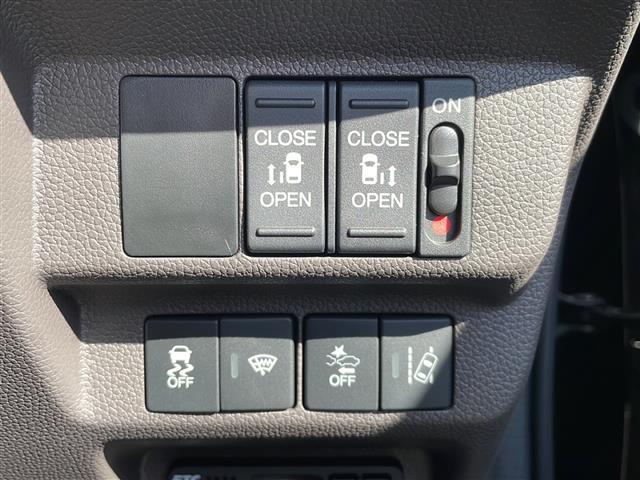 フリード Ｇ・ホンダセンシング　ワンオーナー　純正メモリナビ　ＡＭ　ＦＭ　Ｂｌｕｅｔｏｏｔｈ　フルセグテレビ　バックカメラ　ビルトインＥＴＣ　ドライブレコーダー　クルーズコントロール　衝突軽減ブレーキ　レーンキープアシスト（19枚目）