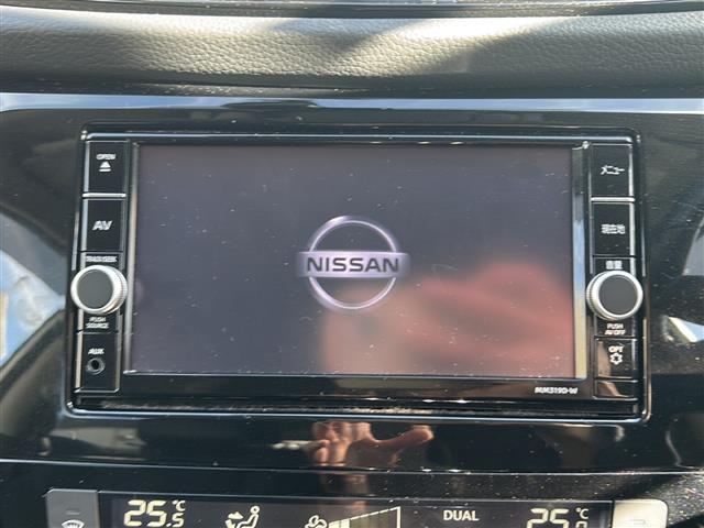 エクストレイル ２０Ｘｉ　Ｖセレクション　ワンオーナー　純正ナビ　フルセグテレビ　ＢＴオーディオ　ＣＤ／ＤＶＤ　全方位カメラ　前席パワーシート　全席シートヒーター　パワーバックドア　ＥＴＣ　ＬＥＤヘッドライト　純正１８インチＡＷ　スペアキー（3枚目）