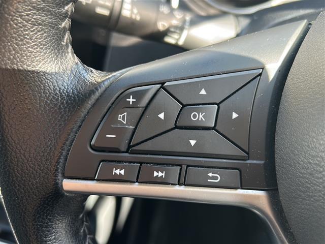 エクストレイル ２０Ｘｉ　Ｖセレクション　ワンオーナー　純正ナビ　フルセグテレビ　ＢＴオーディオ　ＣＤ／ＤＶＤ　全方位カメラ　前席パワーシート　全席シートヒーター　パワーバックドア　ＥＴＣ　ＬＥＤヘッドライト　純正１８インチＡＷ　スペアキー（10枚目）