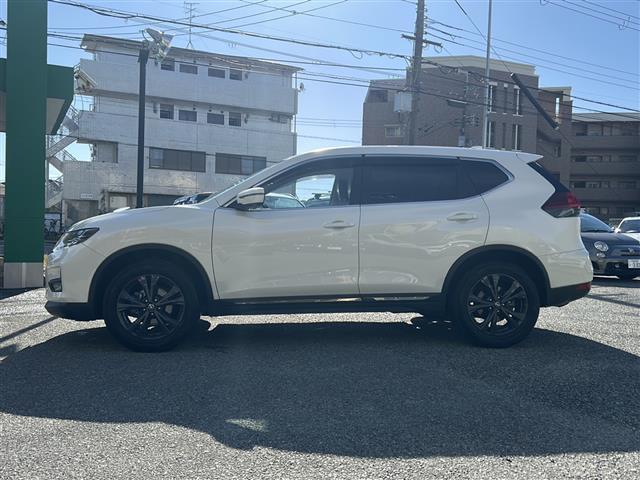 エクストレイル ２０Ｘｉ　Ｖセレクション　ワンオーナー　純正ナビ　フルセグテレビ　ＢＴオーディオ　ＣＤ／ＤＶＤ　全方位カメラ　前席パワーシート　全席シートヒーター　パワーバックドア　ＥＴＣ　ＬＥＤヘッドライト　純正１８インチＡＷ　スペアキー（35枚目）