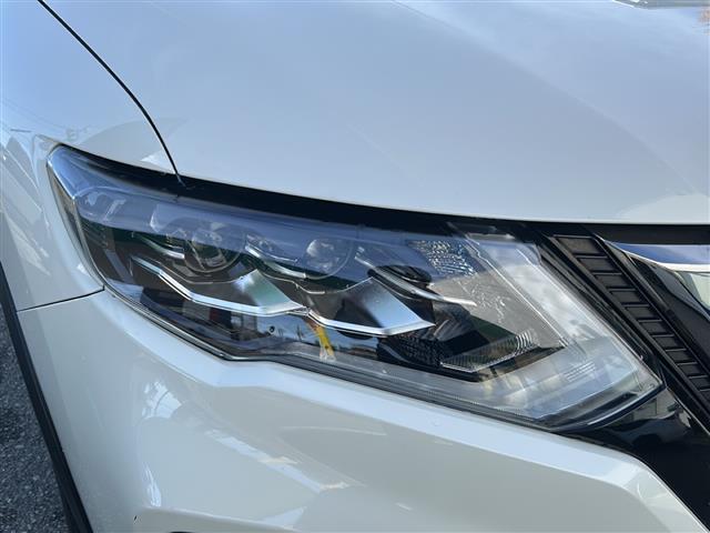 エクストレイル ２０Ｘｉ　Ｖセレクション　ワンオーナー　純正ナビ　フルセグテレビ　ＢＴオーディオ　ＣＤ／ＤＶＤ　全方位カメラ　前席パワーシート　全席シートヒーター　パワーバックドア　ＥＴＣ　ＬＥＤヘッドライト　純正１８インチＡＷ　スペアキー（40枚目）