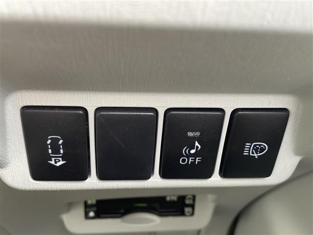 プリウスアルファ Ｓツーリングセレクション　純正ＨＤＤナビ　ＢＴオーディオ　フルセグテレビ　ＣＤ／ＤＶＤ　バックカメラ　ＬＥＤヘッドライト　オートライト　フォグランプ　革巻きステアリング　ステアリングスイッチ　ドライブモードセレクト　純正ＡＷ（15枚目）