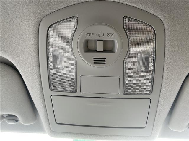 プリウスアルファ Ｓツーリングセレクション　純正ＨＤＤナビ　ＢＴオーディオ　フルセグテレビ　ＣＤ／ＤＶＤ　バックカメラ　ＬＥＤヘッドライト　オートライト　フォグランプ　革巻きステアリング　ステアリングスイッチ　ドライブモードセレクト　純正ＡＷ（27枚目）