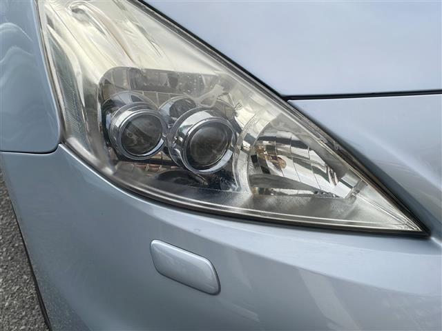 プリウスアルファ Ｓツーリングセレクション　純正ＨＤＤナビ　ＢＴオーディオ　フルセグテレビ　ＣＤ／ＤＶＤ　バックカメラ　ＬＥＤヘッドライト　オートライト　フォグランプ　革巻きステアリング　ステアリングスイッチ　ドライブモードセレクト　純正ＡＷ（28枚目）