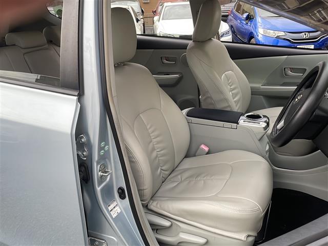 プリウスアルファ Ｓツーリングセレクション　純正ＨＤＤナビ　ＢＴオーディオ　フルセグテレビ　ＣＤ／ＤＶＤ　バックカメラ　ＬＥＤヘッドライト　オートライト　フォグランプ　革巻きステアリング　ステアリングスイッチ　ドライブモードセレクト　純正ＡＷ（29枚目）