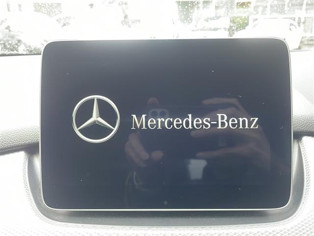 Bクラス B180 ワンオーナー 純正ナビ BTオーディオ フルセグテレビ バックカメラ 前席シートヒーター D席パワーシート パドルシフト LEDヘッドライト オートライト ステアリングスイッチ 純正18インチAW(4枚目)