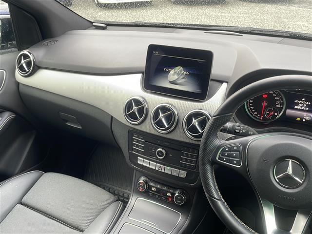 Bクラス B180 ワンオーナー 純正ナビ BTオーディオ フルセグテレビ バックカメラ 前席シートヒーター D席パワーシート パドルシフト LEDヘッドライト オートライト ステアリングスイッチ 純正18インチAW(8枚目)