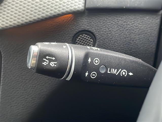 Bクラス B180 ワンオーナー 純正ナビ BTオーディオ フルセグテレビ バックカメラ 前席シートヒーター D席パワーシート パドルシフト LEDヘッドライト オートライト ステアリングスイッチ 純正18インチAW(14枚目)