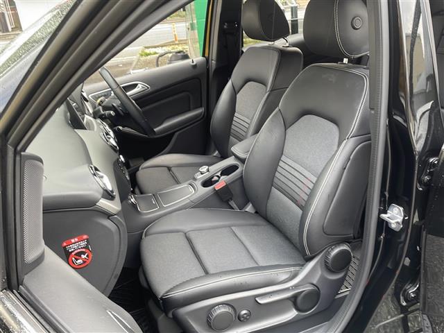 Bクラス B180 ワンオーナー 純正ナビ BTオーディオ フルセグテレビ バックカメラ 前席シートヒーター D席パワーシート パドルシフト LEDヘッドライト オートライト ステアリングスイッチ 純正18インチAW(31枚目)